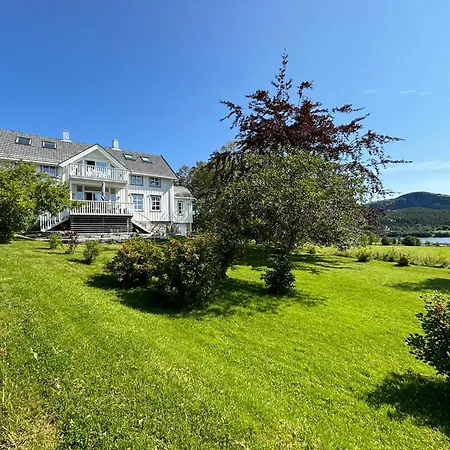 Stenegården